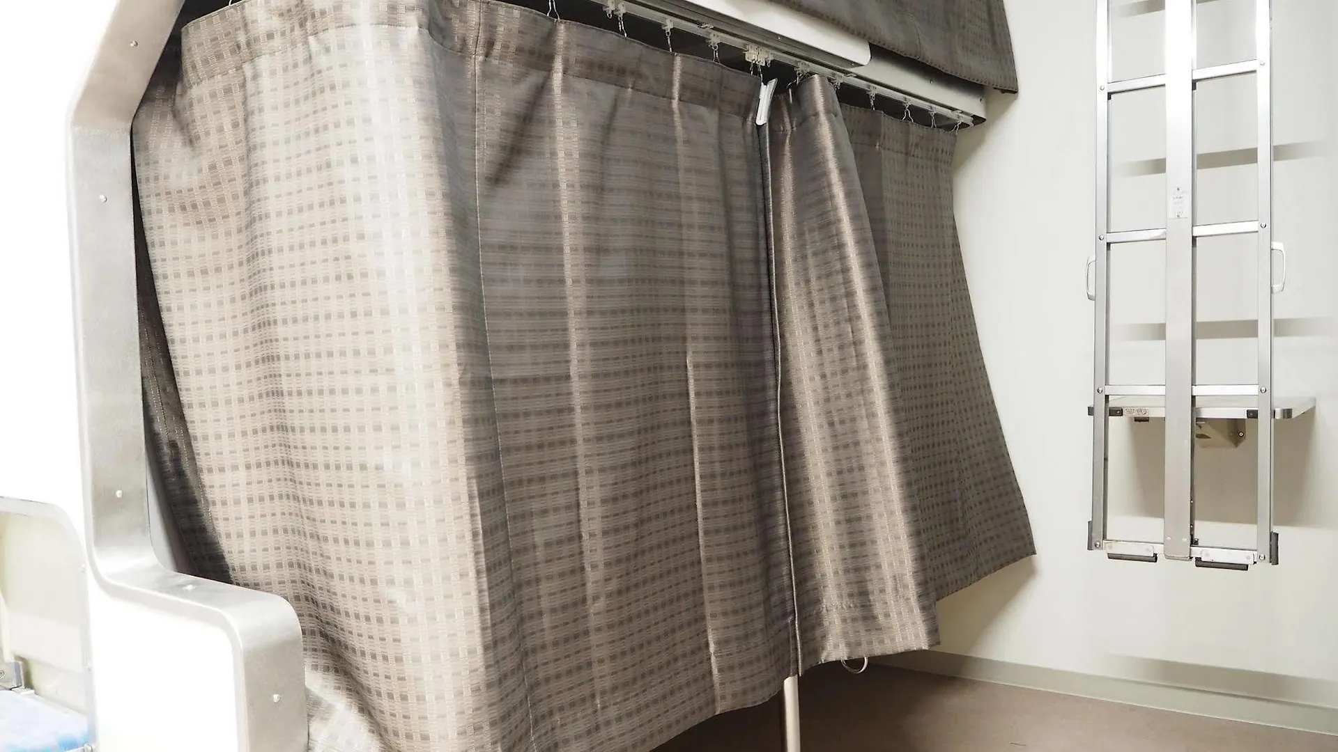 Train Hostel Hokutosei Tokyo